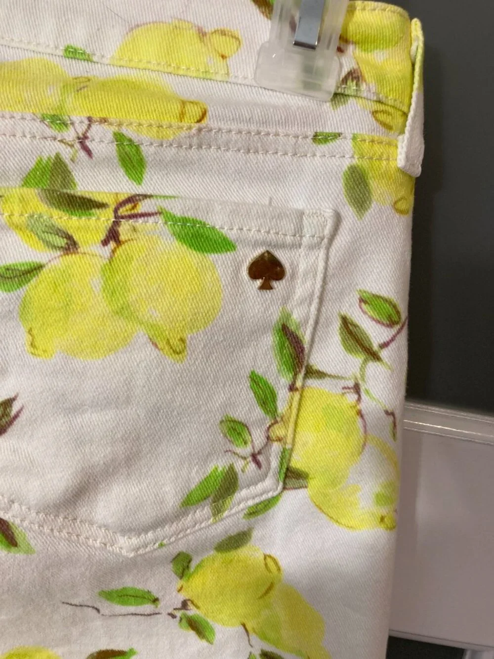 Kate Spade Broome Street Lemon Print Skinny Ankle Jeans Size 28 White Yellow